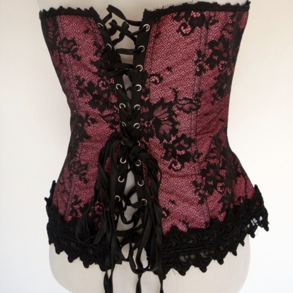 Fredericks of Hollywood Halter Corset - Picture 5 of 12